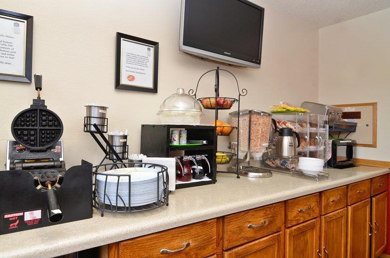Best Western Inn Of St. Charles Saint Charles Restaurang bild